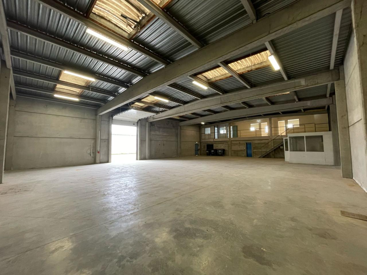 Local d'activité Carvin 700m² Location local d'activité Carvin Pas-de-Calais OLACT2531452 0